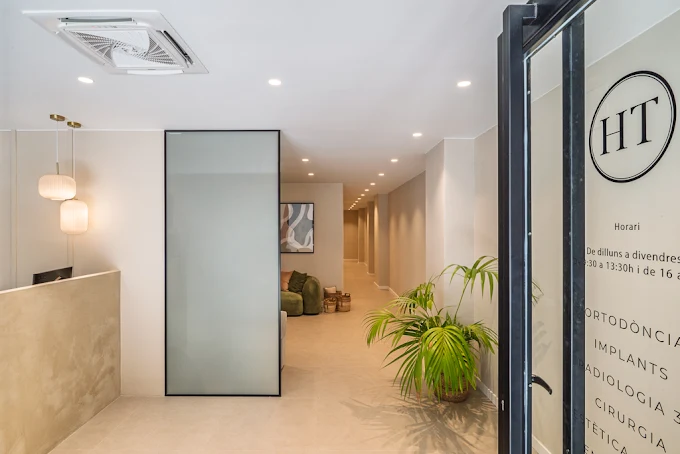 Proyecto de comunicación previa de actividad para clínica dental en Sant Gervasi (Barcelona)